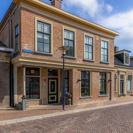 Unieke Bed En Breakfast Met Historisch Verhaal In Ferwert Ferwerd Exterior foto