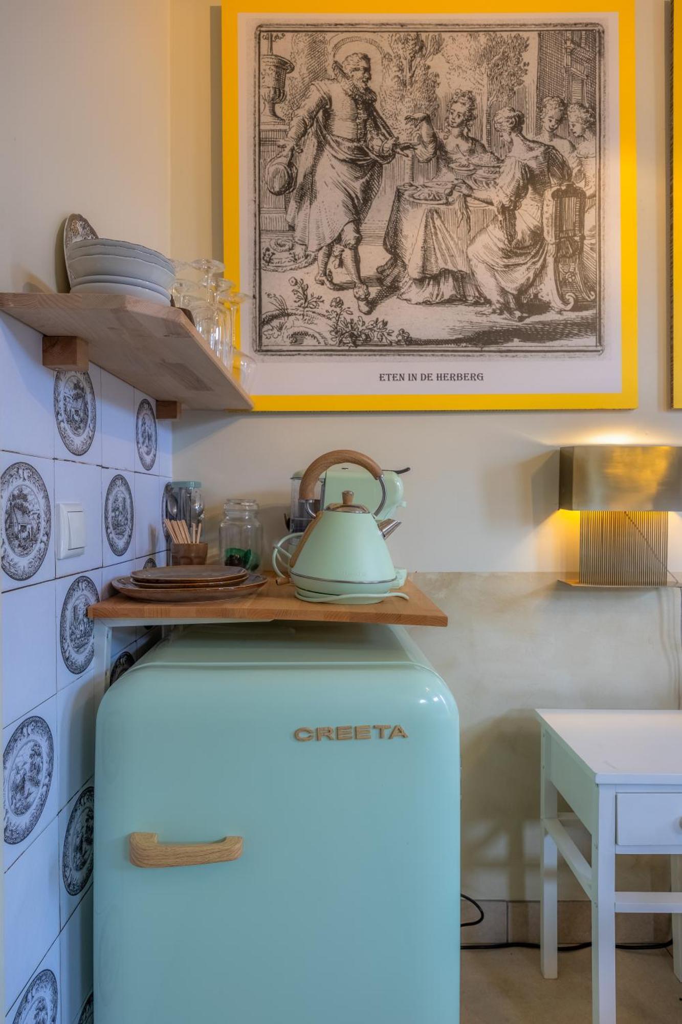 Unieke Bed En Breakfast Met Historisch Verhaal In Ferwert Ferwerd Exterior foto