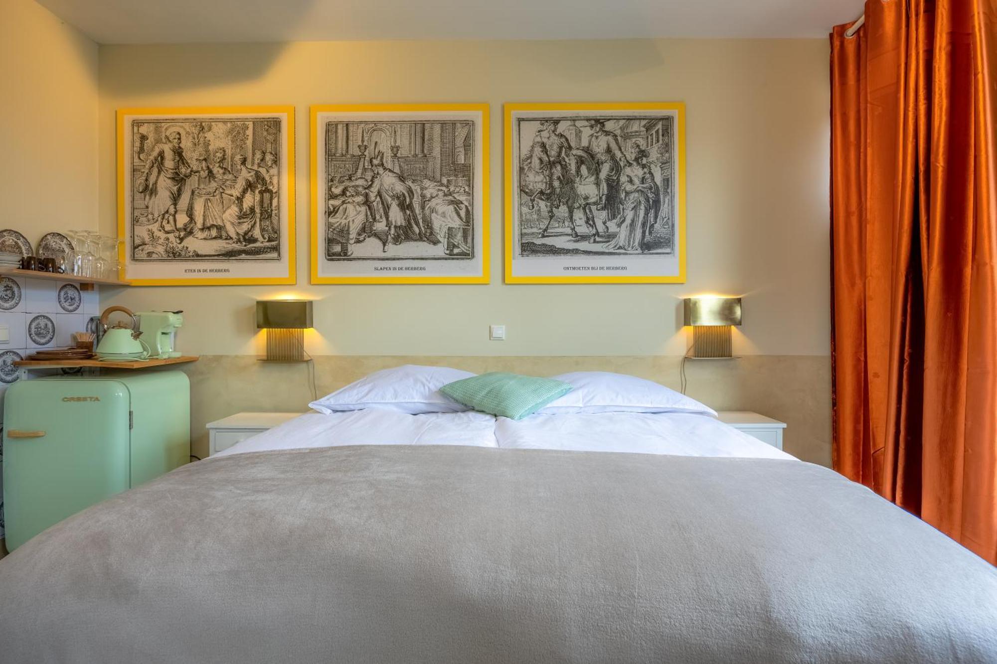 Unieke Bed En Breakfast Met Historisch Verhaal In Ferwert Ferwerd Exterior foto