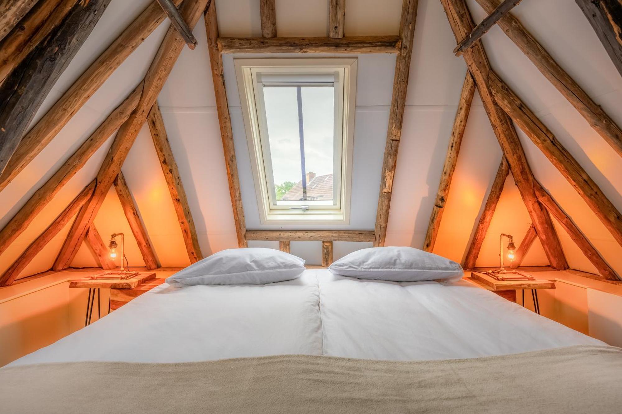 Unieke Bed En Breakfast Met Historisch Verhaal In Ferwert Ferwerd Exterior foto